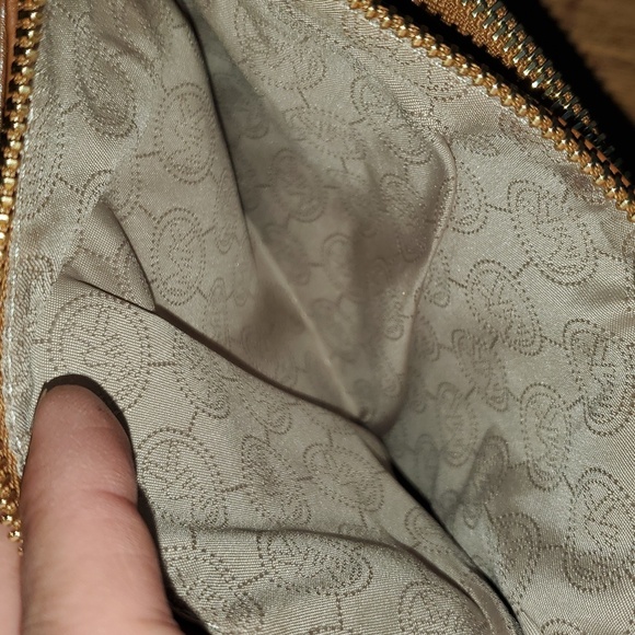 Michael Kors Fulton Double Zip Tan Leather Crossbody Bag - Picture 6 of 7